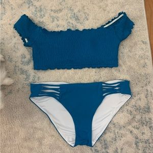 Pink bikini, medium bottom, small top